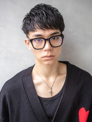 メンズサロン EIGHT MEN 新宿店×スタイル