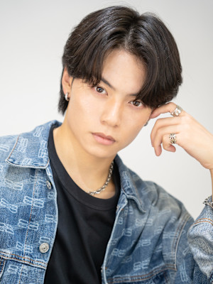 メンズサロン EIGHT MEN 新宿店×スタイル