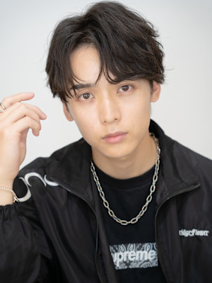 メンズサロン EIGHT MEN 新宿店×スタイル