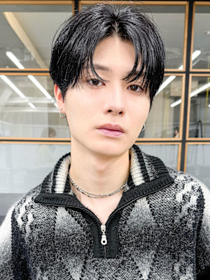 大人男性ニュアンスパーマナチュラルカラー春メンズパーマ