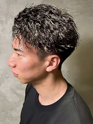 ツイスパ 束感パーマ ツーブロックマッシュ アップバング