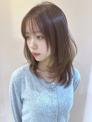 オリーブグレージュカラー 透明感カラー 艶髪 顔周りカット