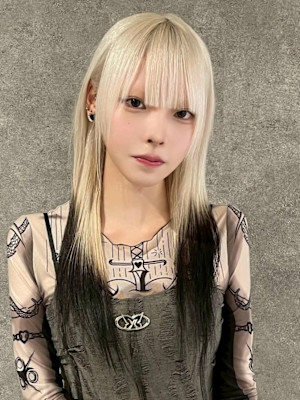 エンドカラー ブロンドベージュ ブリーチ ハイトーン 20代