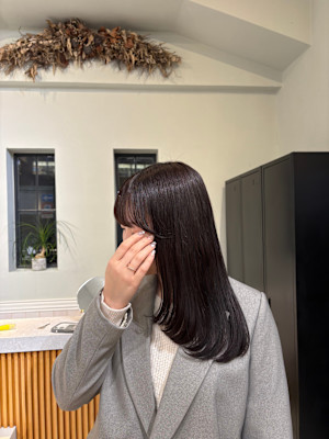 ミディアムレイヤーと似合わせカラー