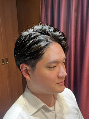 日本橋室町　ビジネスヘア　アップバング