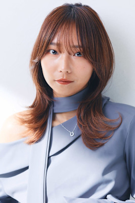 レイヤーカット/ミディアム【東京駅/丸の内】