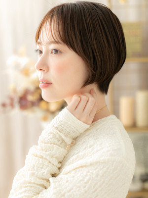 シールスルーバング小顔ナチュラルショート　ミルクブラウンb