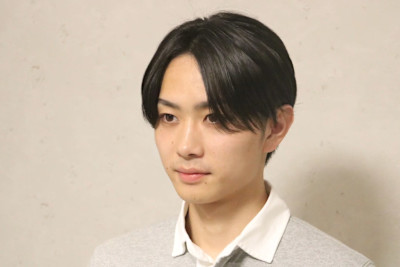 センターパートスタイル