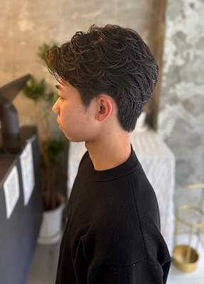 毛流れパーマ/フェザーパーマ