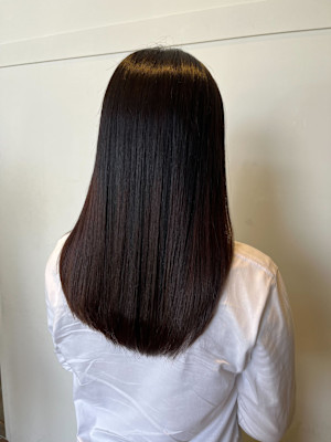 髪質改善トリートメント×艶ストレートロング