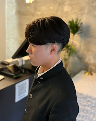 毛流れパーマ/フェザーパーマ