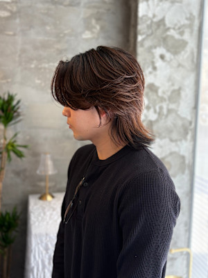 毛流れウルフでも大人の印象を