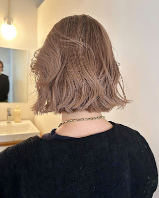 ケアブリーチボブウルフレイヤーハッシュカット