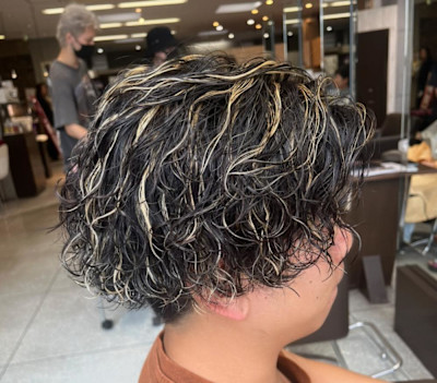 メンズハイライトパーマ