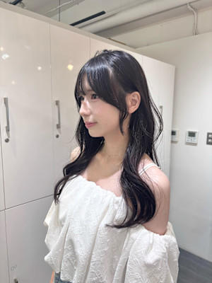 顔周りレイヤー×韓国風ロング
