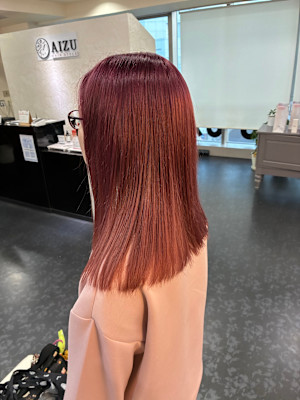 ピンクカラー　ブリーチ