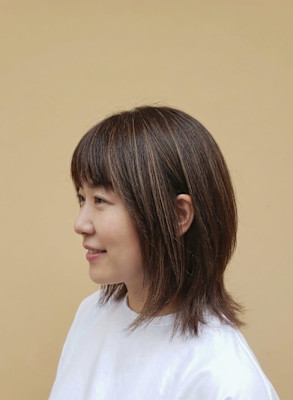 顔回り集中型白髪ぼかしデザインカラー