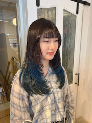 ロングレイヤーカット/デザインブリーチバレイヤージュカラー