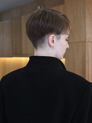 ショートウルフレイヤーハッシュカットココアブラウン