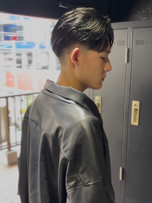 センターパート×ニュアンスパーマ×フェザーパーマ×men's