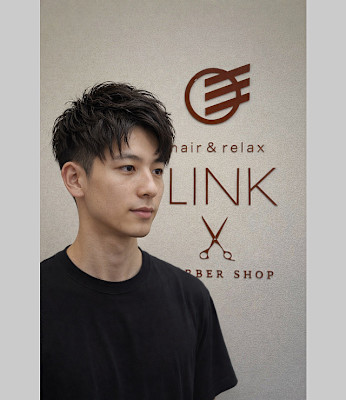 ナチュラル束感 2ブロックミディアムショート