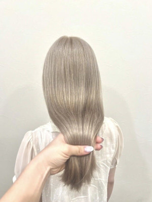 〇ホワイトグレージュカラー〇