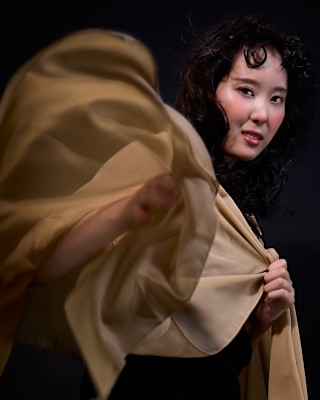 Effortless Drape新定番グレージュ×大人可愛い