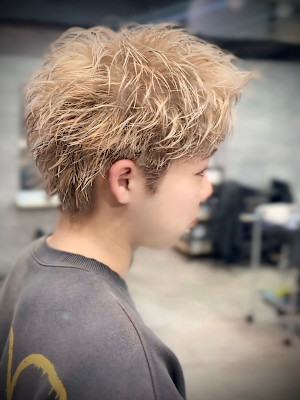 men's salon Ano. 大分中央町店【アノ】