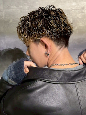 men's salon Ano. 大分中央町店【アノ】