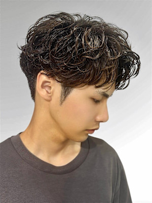 men's salon Ano. 大分中央町店【アノ】