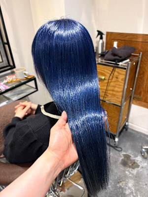 ブリーチ　ブリーチカラー　ハイトーン　ディープブルー　ブルー