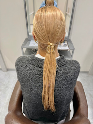 タイトなポニーテールで作るシンプルなアレンジ【三軒茶屋】