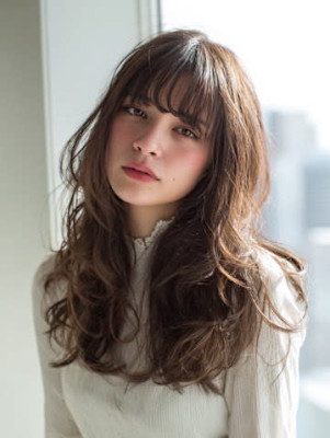 ブラウンベージュ