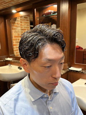 日本橋室町　ビジネスパーマ　刈り上げ