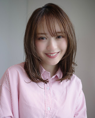 ミディアムレイヤー・ボブ/絶壁解消/２０代/３０代/長め 