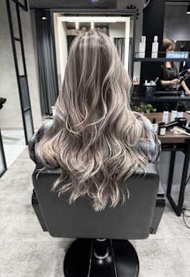 ★プラチナラベンダーシルバーバレイヤージュ★