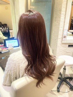 ツヤ感たっぷりピンクブラウン