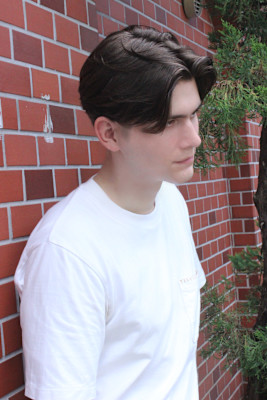 リバースセンターパート刈り上げセンターパートサーフカール