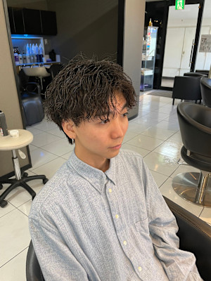 ツイストスパイラルパーマ　縦落ちスパイラル　サーフカール