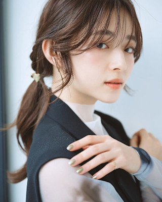 ローポニーテールアレンジおでかけヘア