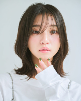 くびれレイヤーセミディシースルーバンク