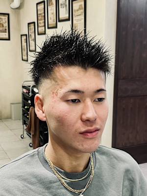 【20代 男性】ロンドンスパイキーツーブロック