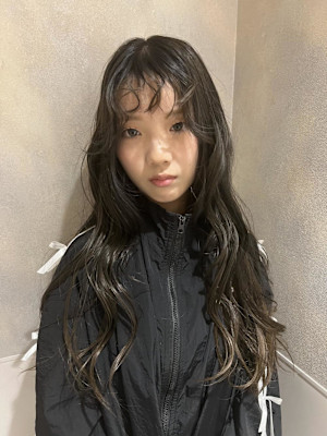 オリーブカラー/オリーブベージュ/透明感カラー