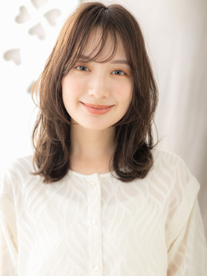 ダークブラウンセミロングレイヤー小顔ウルフカット30代40代