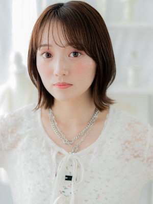 透けバングツヤ感ダークアッシュくびレイヤー　グレージュb