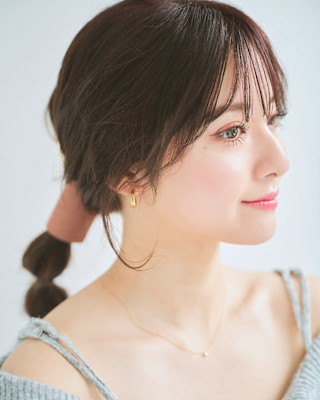 ローポニーテールアレンジおでかけヘア