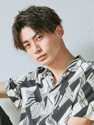 ツイストリバースアップバング