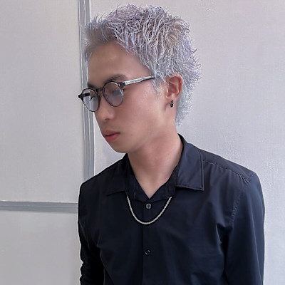 ホワイト ベリーショート 短髪 ボウズ