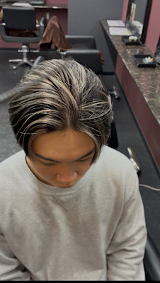 メンズメッシュ　ハイライト　メッシュ　ブリーチ