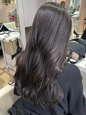 透明感グレージュカラー